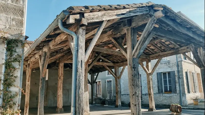 Visite guidée d'Allemans-du-Dropt par les Raconteuses de Pays