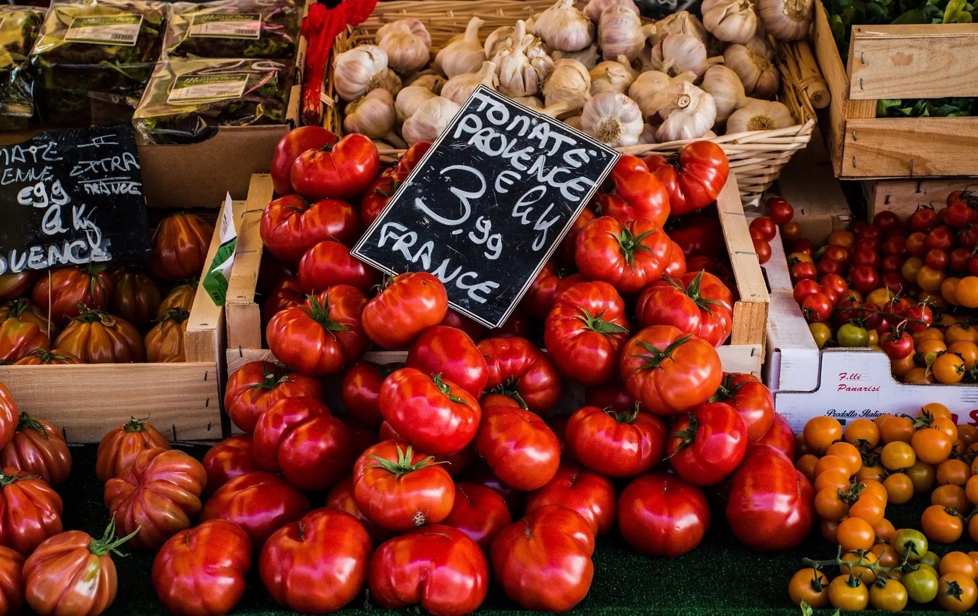 Marché provençal hebdomadaire de Mouriès
