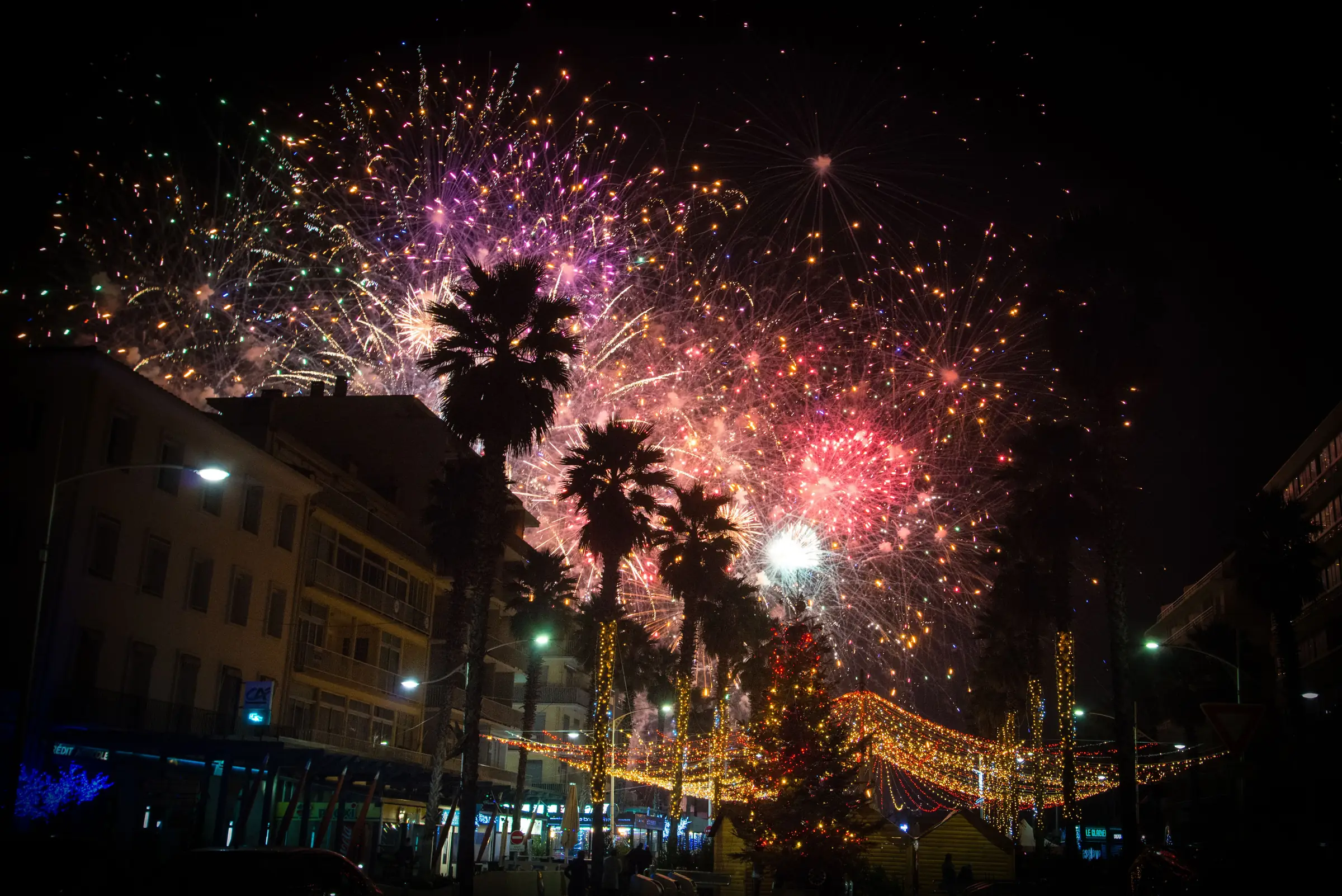 SOIRÉE DU 31 DÉCEMBRE & GRAND FEU D'ARTIFICE