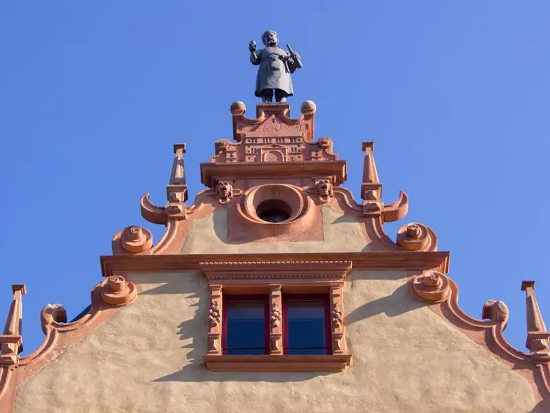 Maison des Têtes