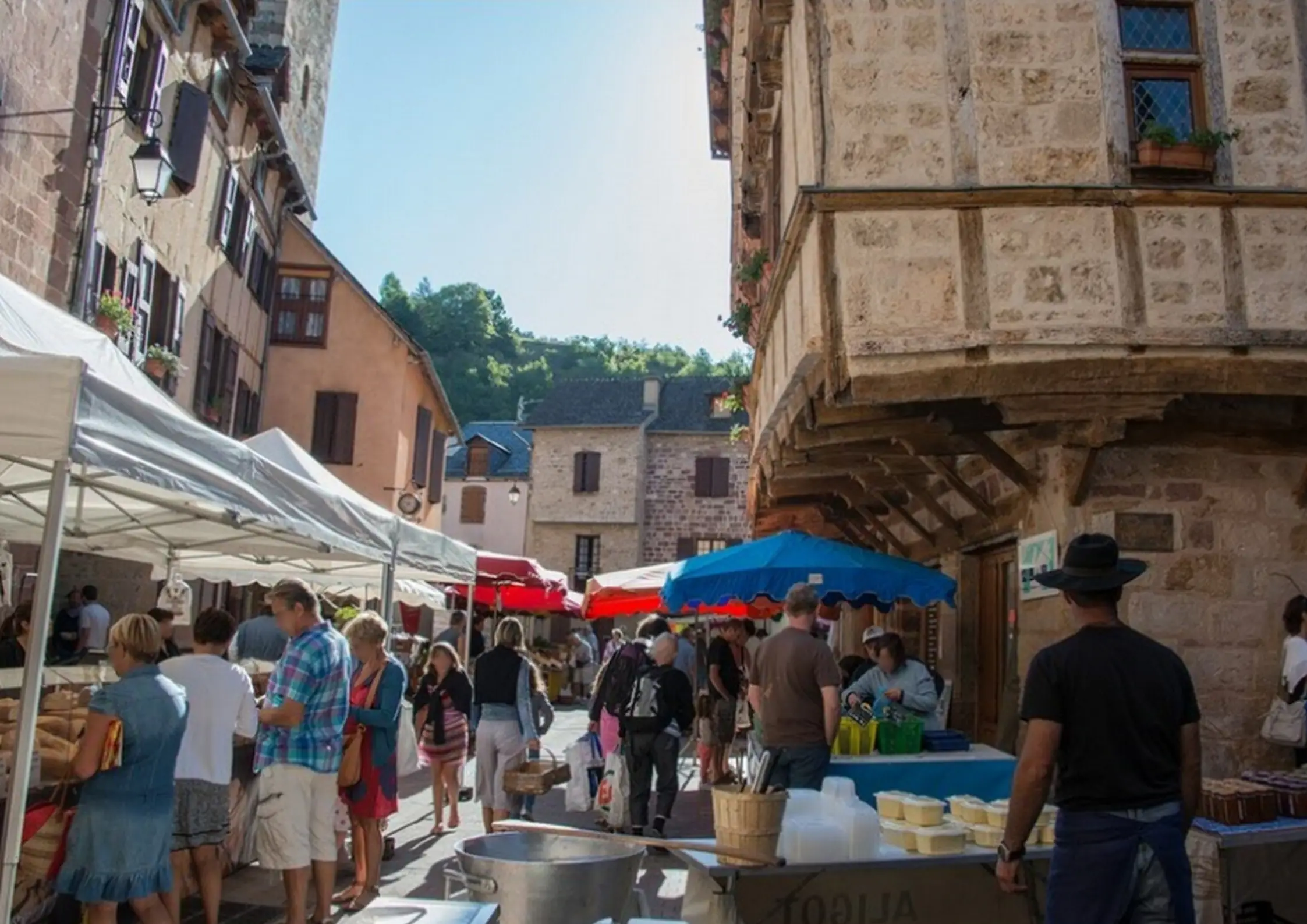 MARCHÉ HEBDOMADAIRE DE LA CANOURGUE