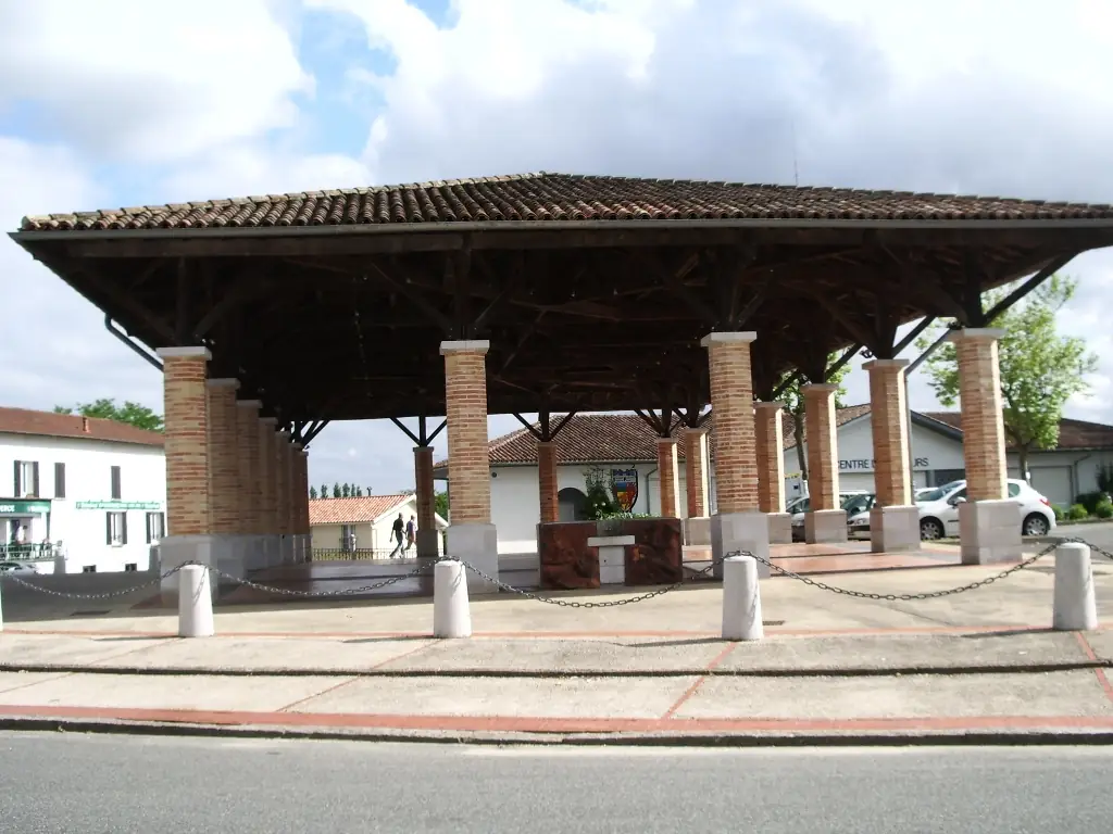 Bastide de Montfort-en-Chalosse