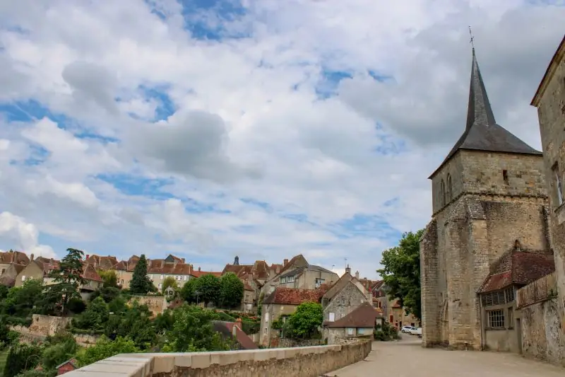 Eglise et prieuré de Saint-Benoît-du-Sault