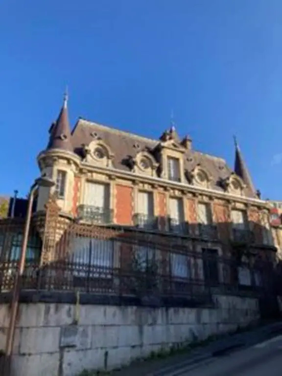Chateau Crepel
