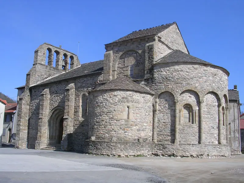 EGLISE SAINT-PIERRE