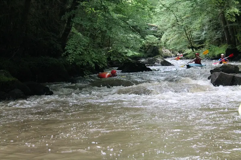 Été actif - kayak en eaux vives