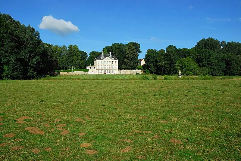 Château familial du XVIIIe siècle de Piépape
