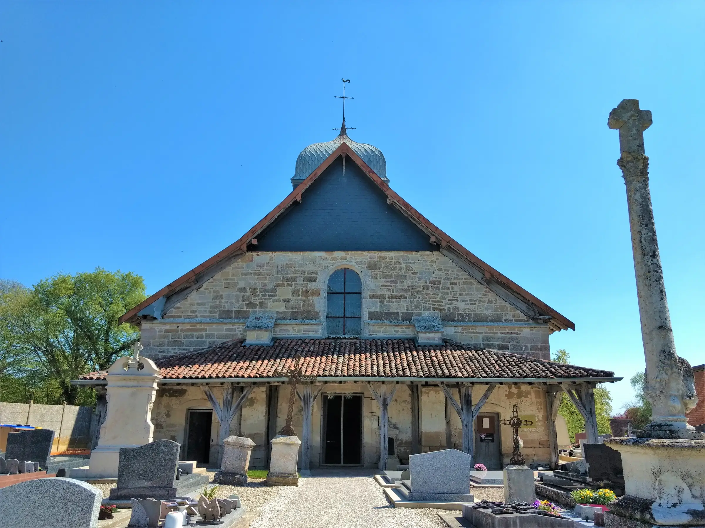 Eglise Saint-Pierre-ès-Liens de Joncreuil