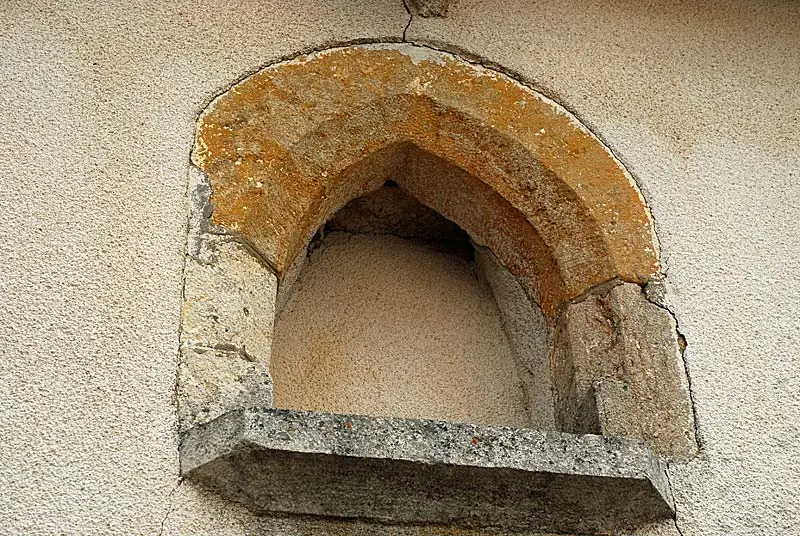 Maison au N°4 à Aubigny