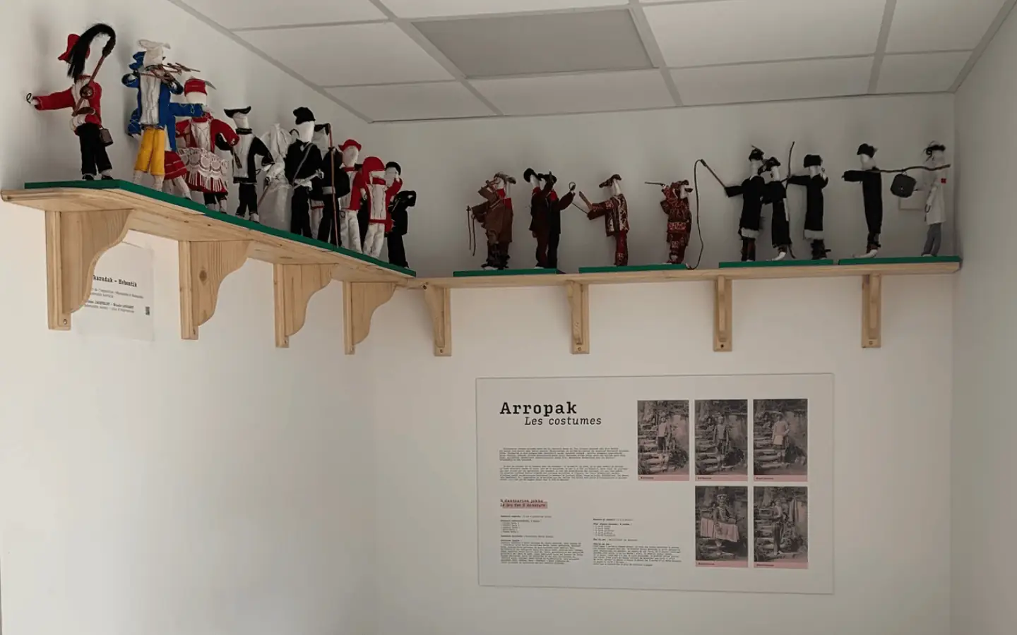 Dantzan, espace de médiation sur la danse souletine - Barkoxe bizi