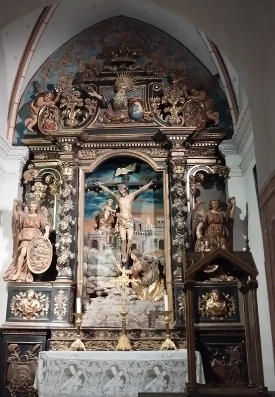 EGLISE SAINT JULIEN ET SAINTE BASELISSE DE VINCA