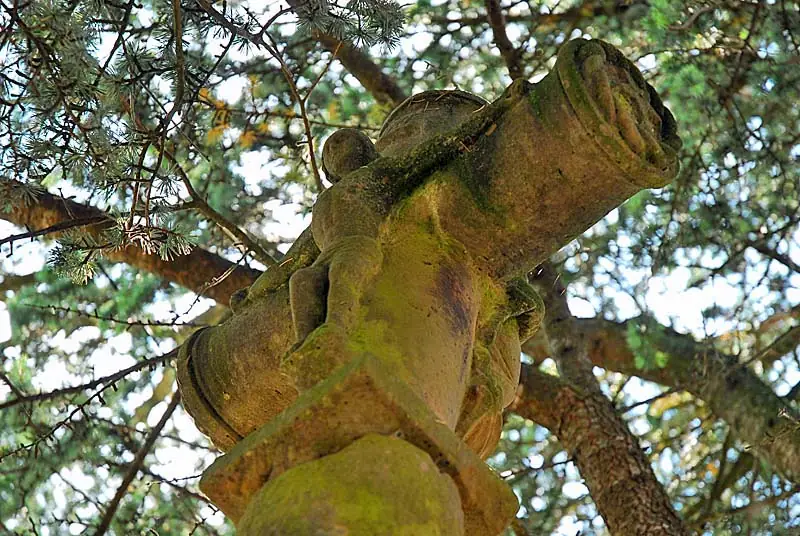 Croix XVIe siècle de Lecey