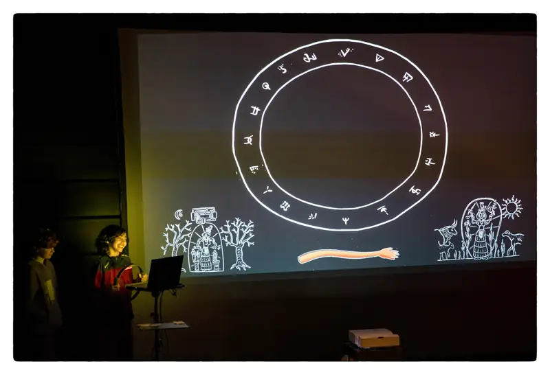 L'été des Curieux - Spectacle Minos, jeux vidéo collaboratif et récits mythologiques