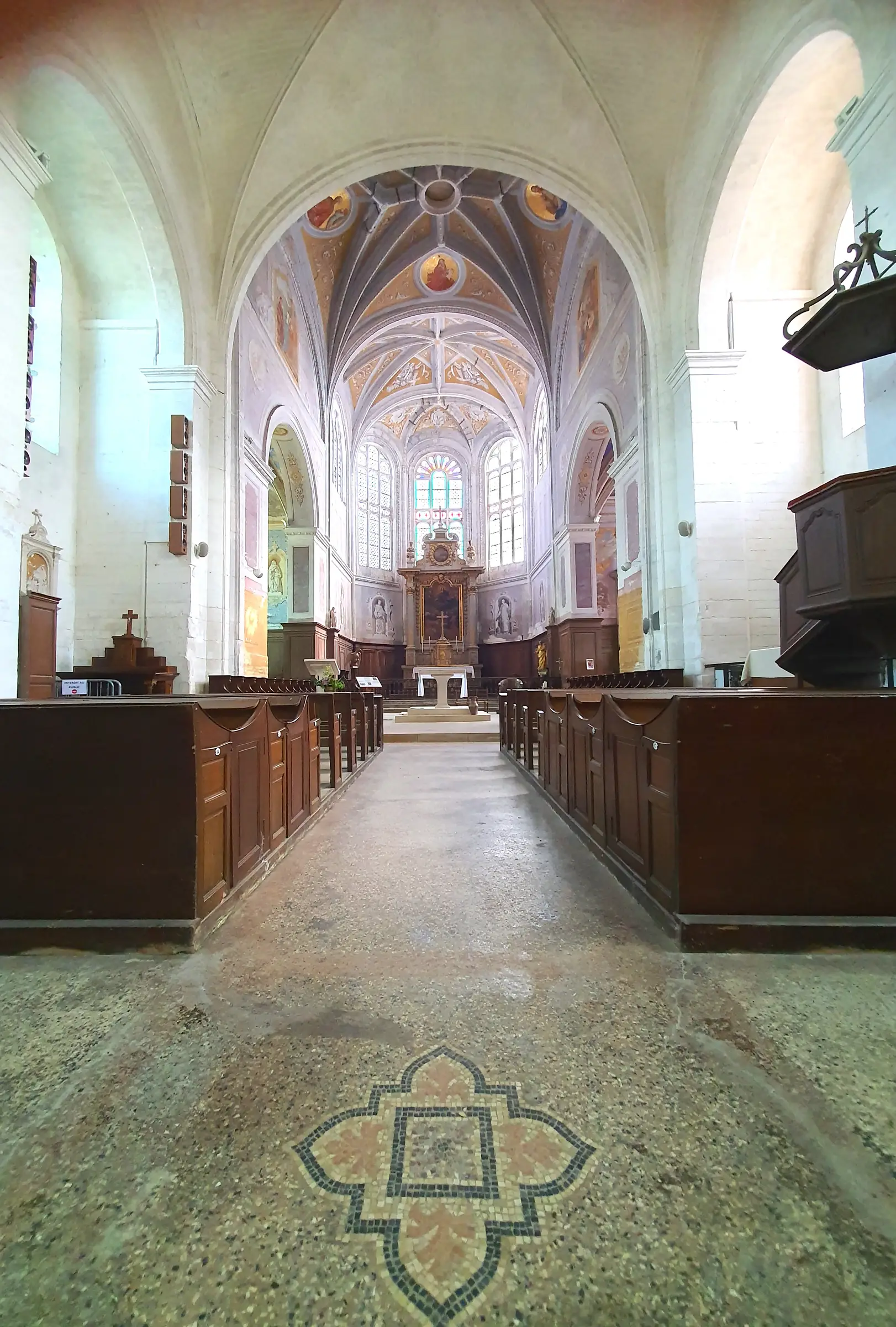 Église de la Nativité de la Vierge à Aix-en-Othe