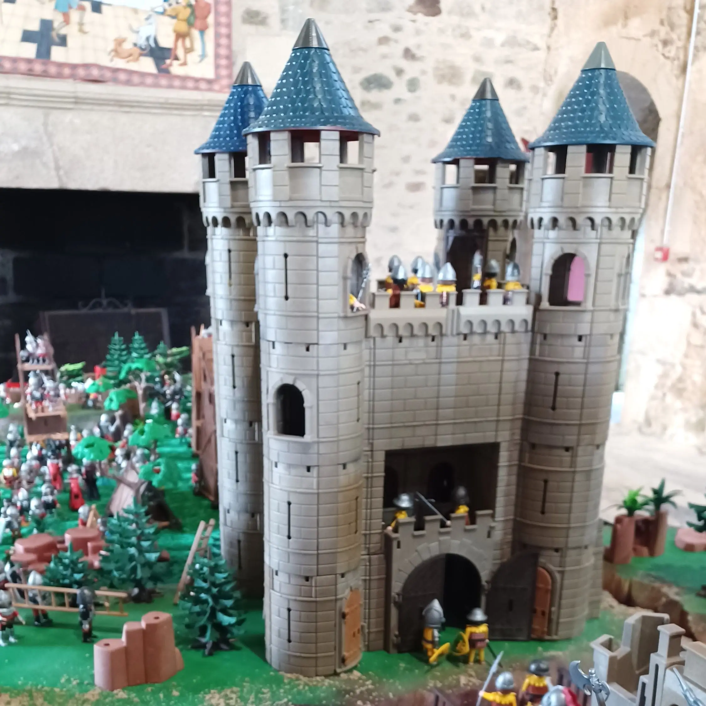 Château de Saint Mesmin - Sacrés chantiers, façon Playmobil®
