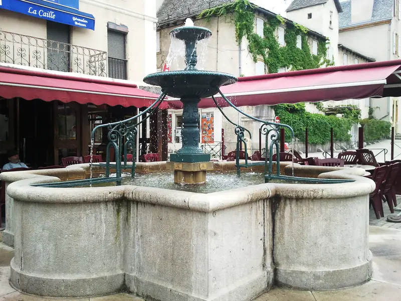 FONTAINE D'AIGUES PASSES