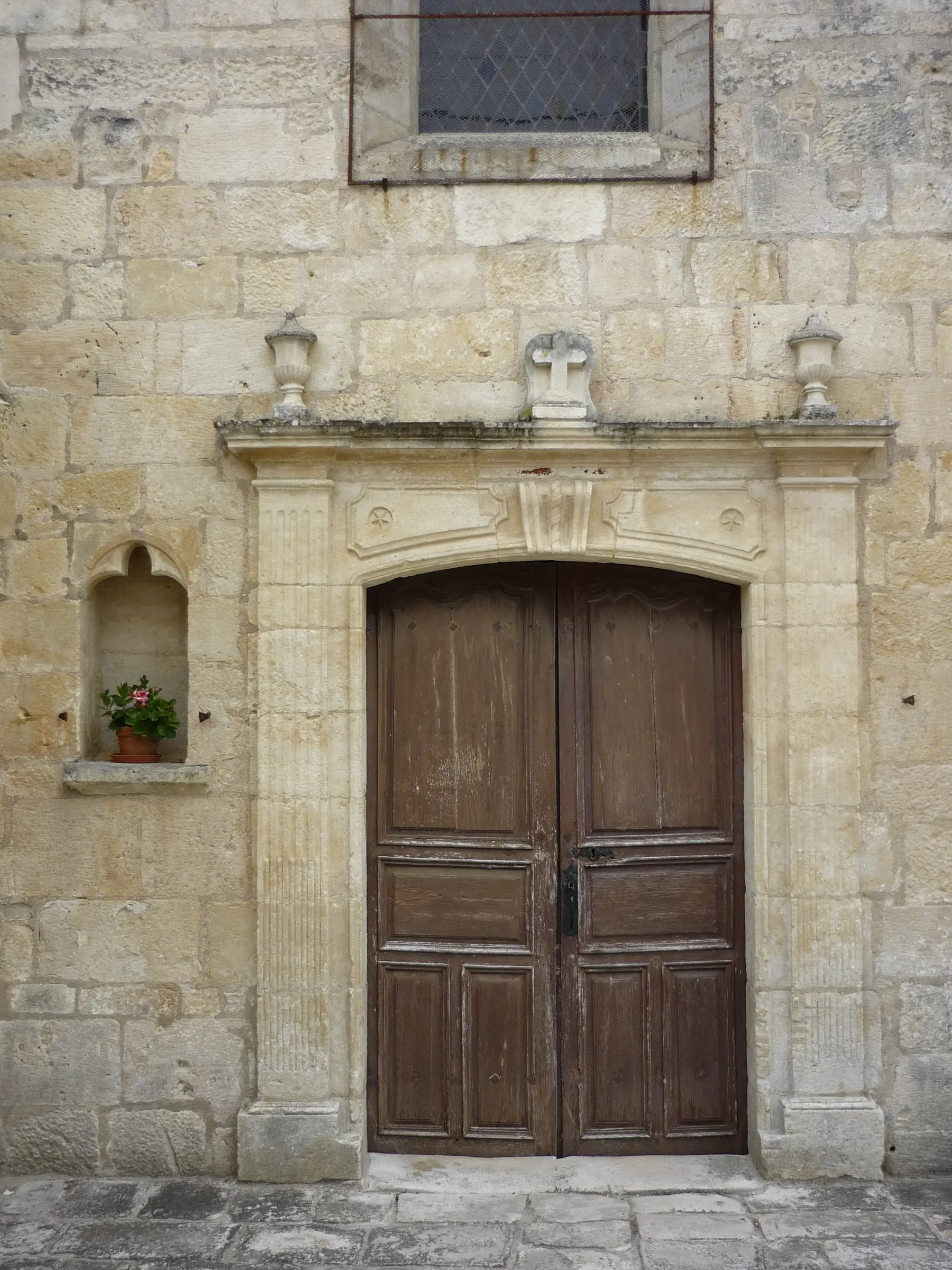 Eglise Saint-Caprais à Bessines