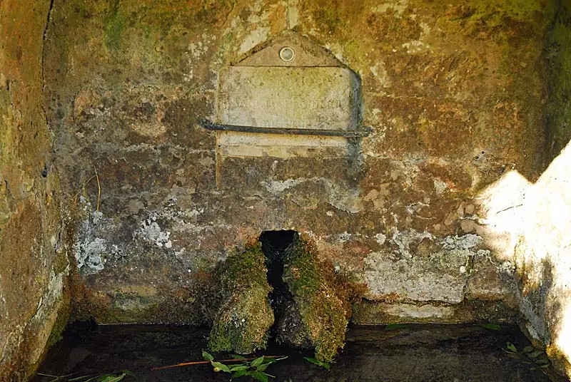 Fontaine Saint-Didier de Charmes