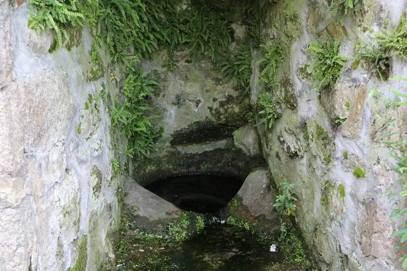Fontaine Saint-Léger
