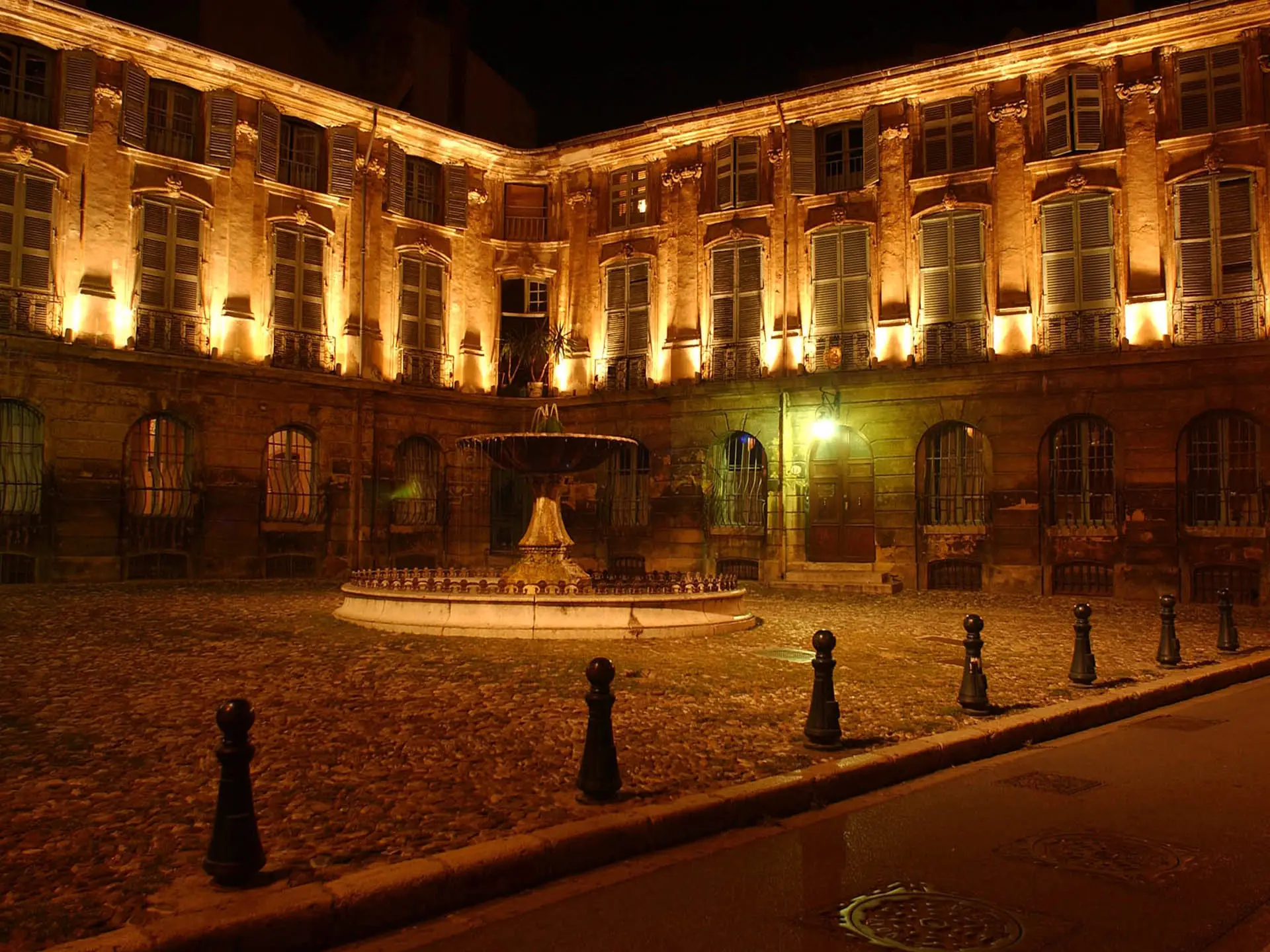 La place d'Albertas
