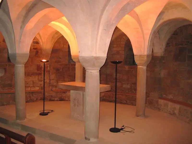 La crypte de l'église Saint-Pierre