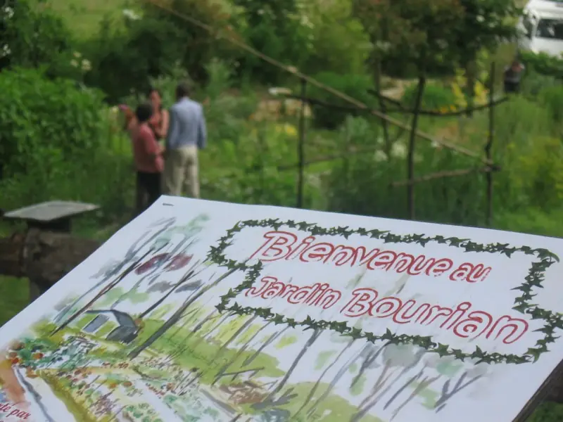 Les "Rendez-vous Nature" en famille : "Impressions végétales" au Jardin Bourian