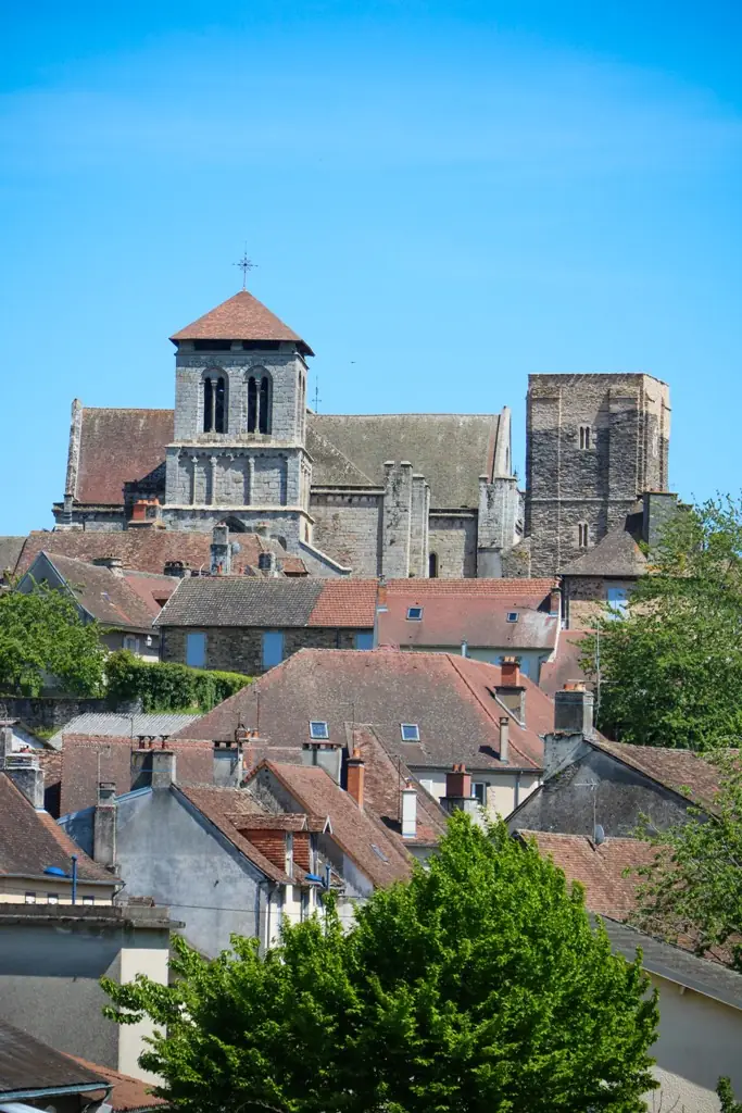 Saint-Yrieix la Perche cité historique