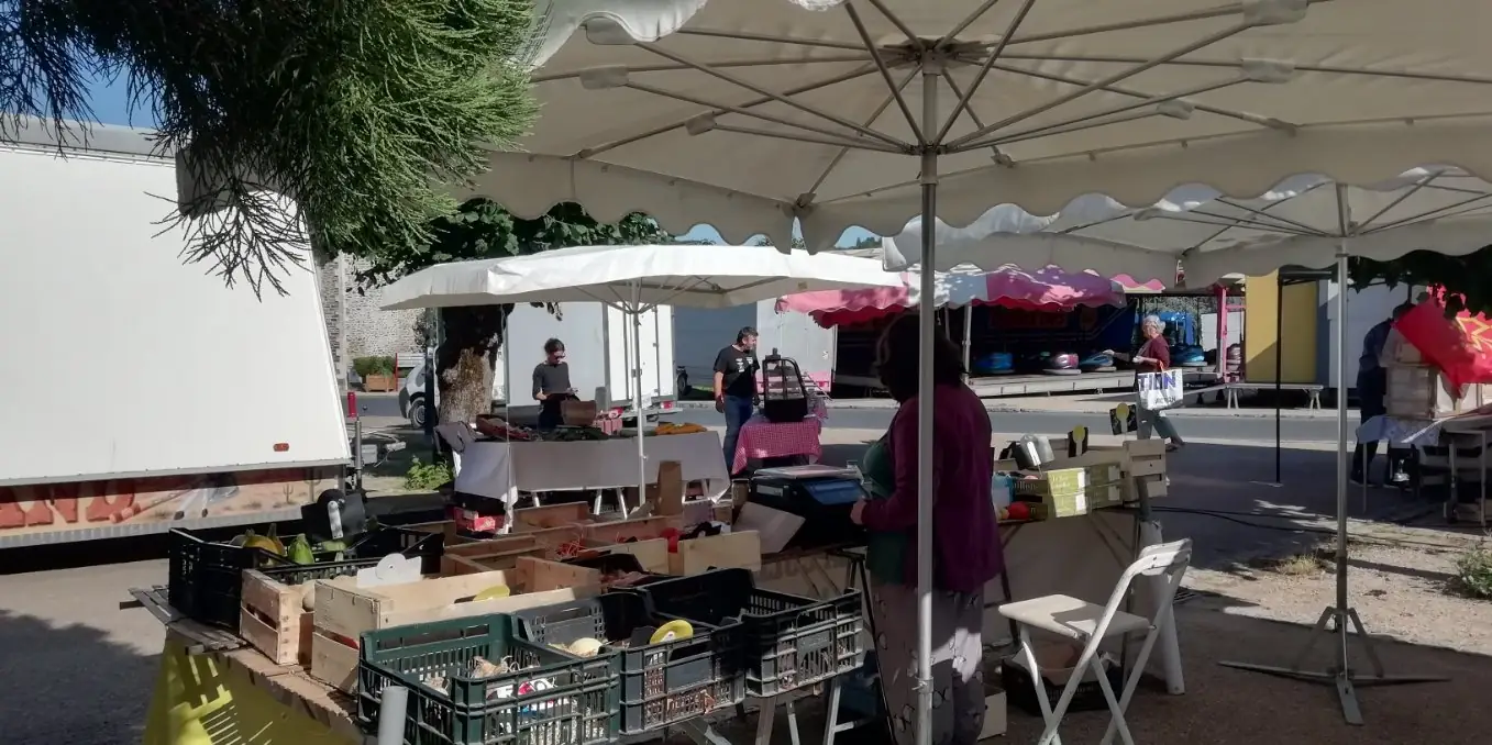 Marché Vigeoyeux