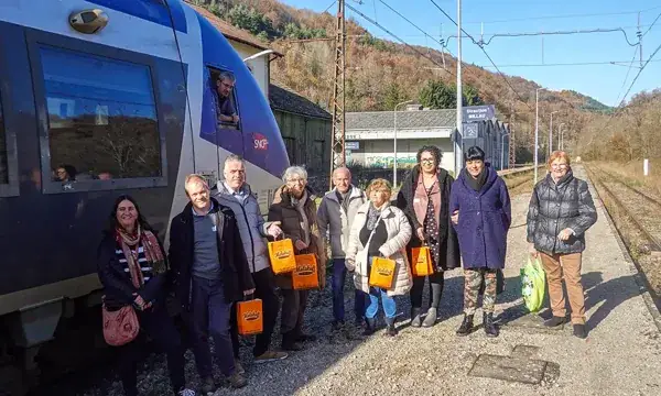 Sortie en train Eco-Metro, départ gare de Millau - Discussion en Anglais - été 2026