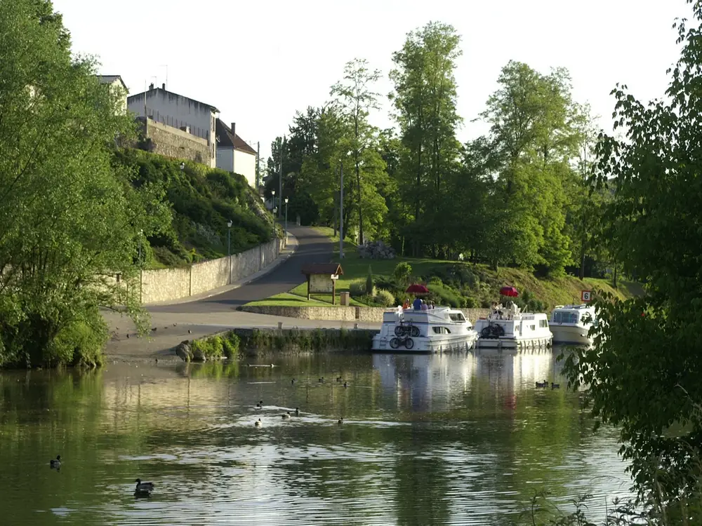 Ville de Lavardac