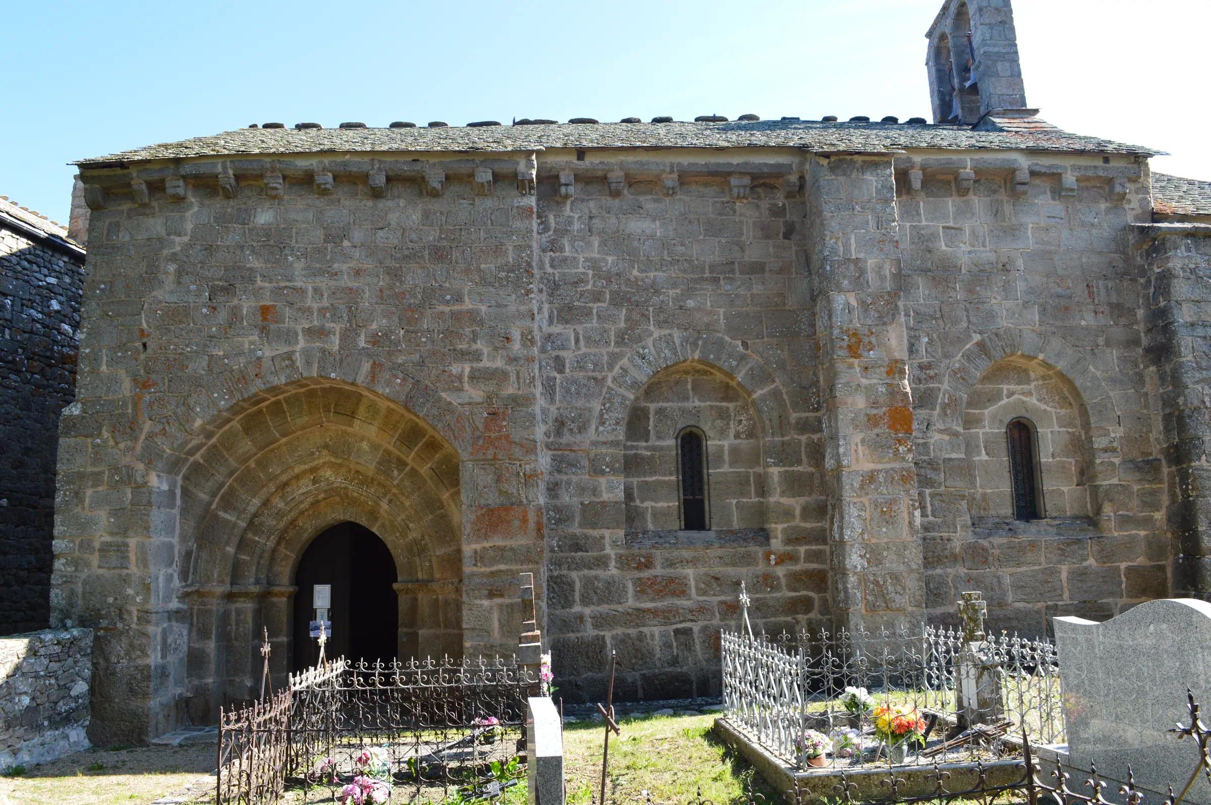 EGLISE DE SAINT-FREZAL
