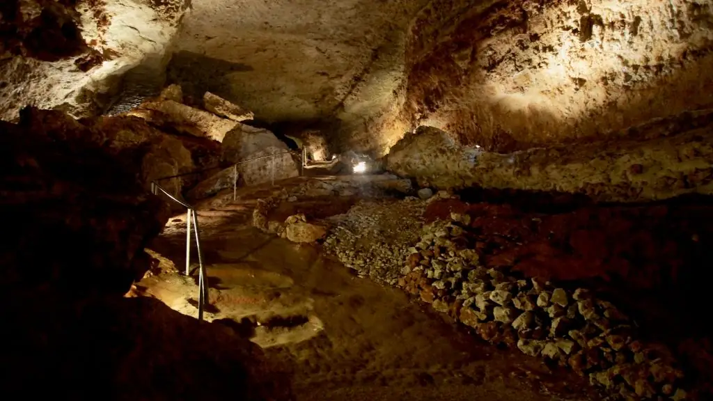 Grotte de Bara Bahau - Le Sanctuaire de l'Ours