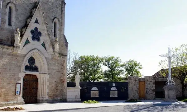 Visitez Tizac