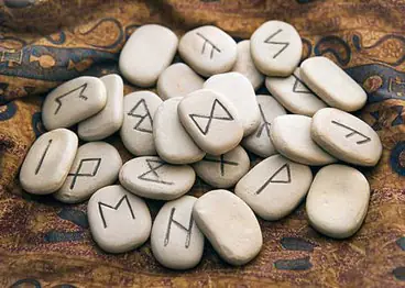 Atelier interactifs de mounaques et de runes