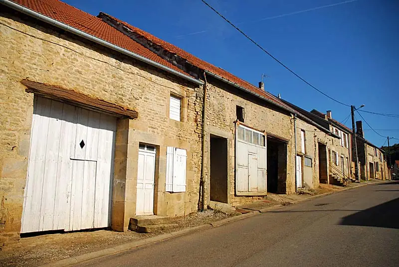 La rue de Longeau à Cohons