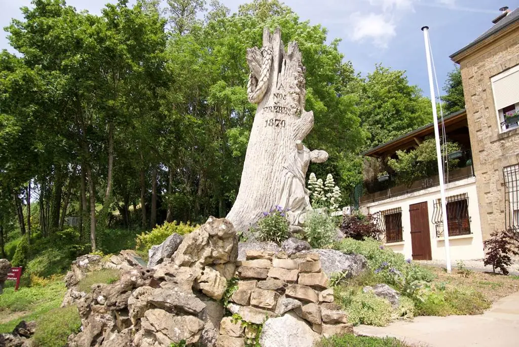 Le Chêne brisé