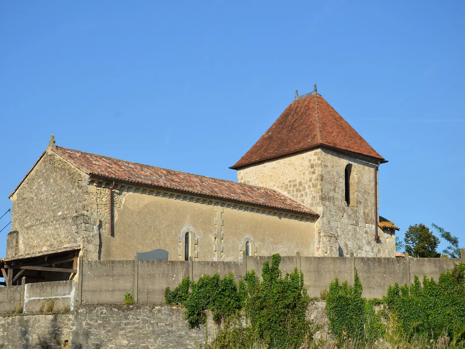 Eglise Saint-Romain de Sauveterre-de-Guyenne