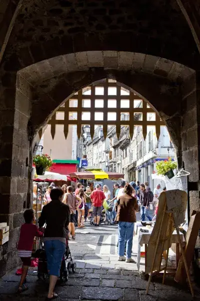Marché de terroir à Mur-de-Barrez