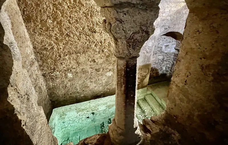 MIKVÉ MÉDIÉVAL DE MONTPELLIER