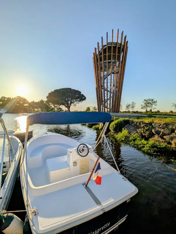 Bateau électrique sans permis : Sortie crépusculaire
