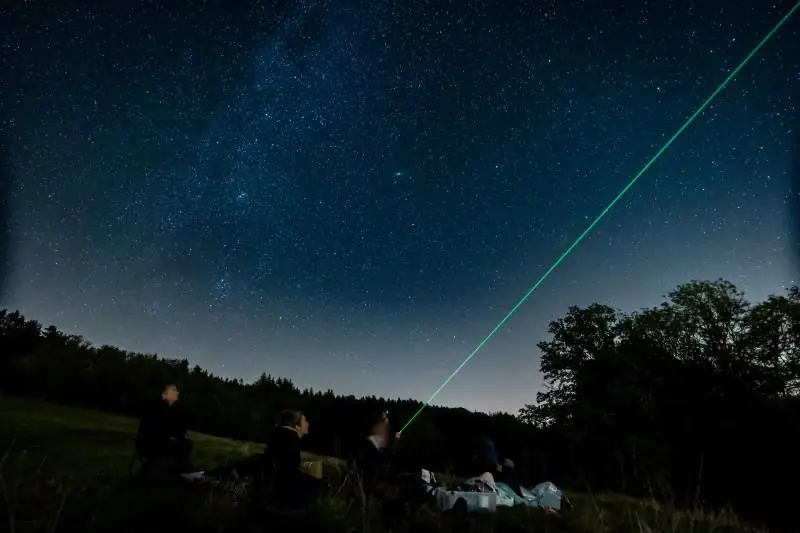 Randonnée nocturne sous les constellations