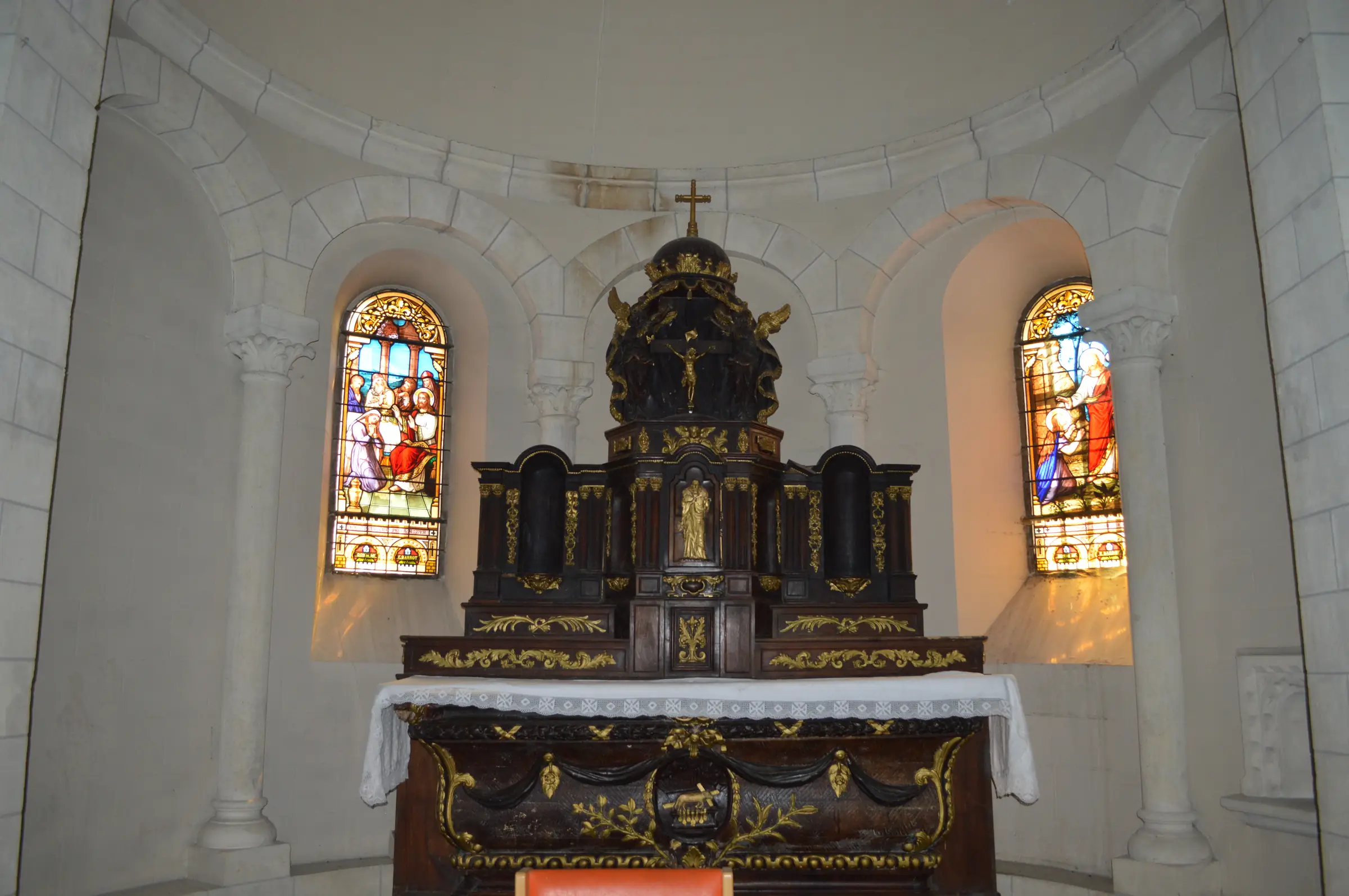 EGLISE SAINTE-MADELEINE DE PLANCHAMP