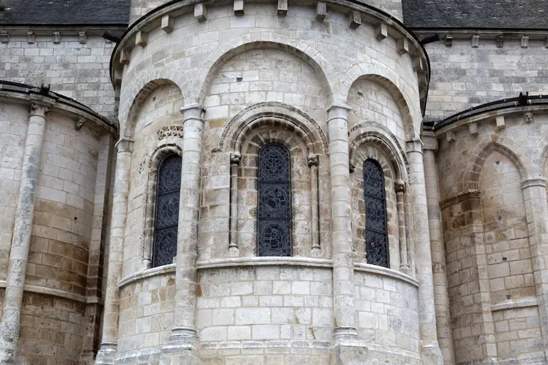 Eglise médiévale et village médiéval de Saint-Marcel