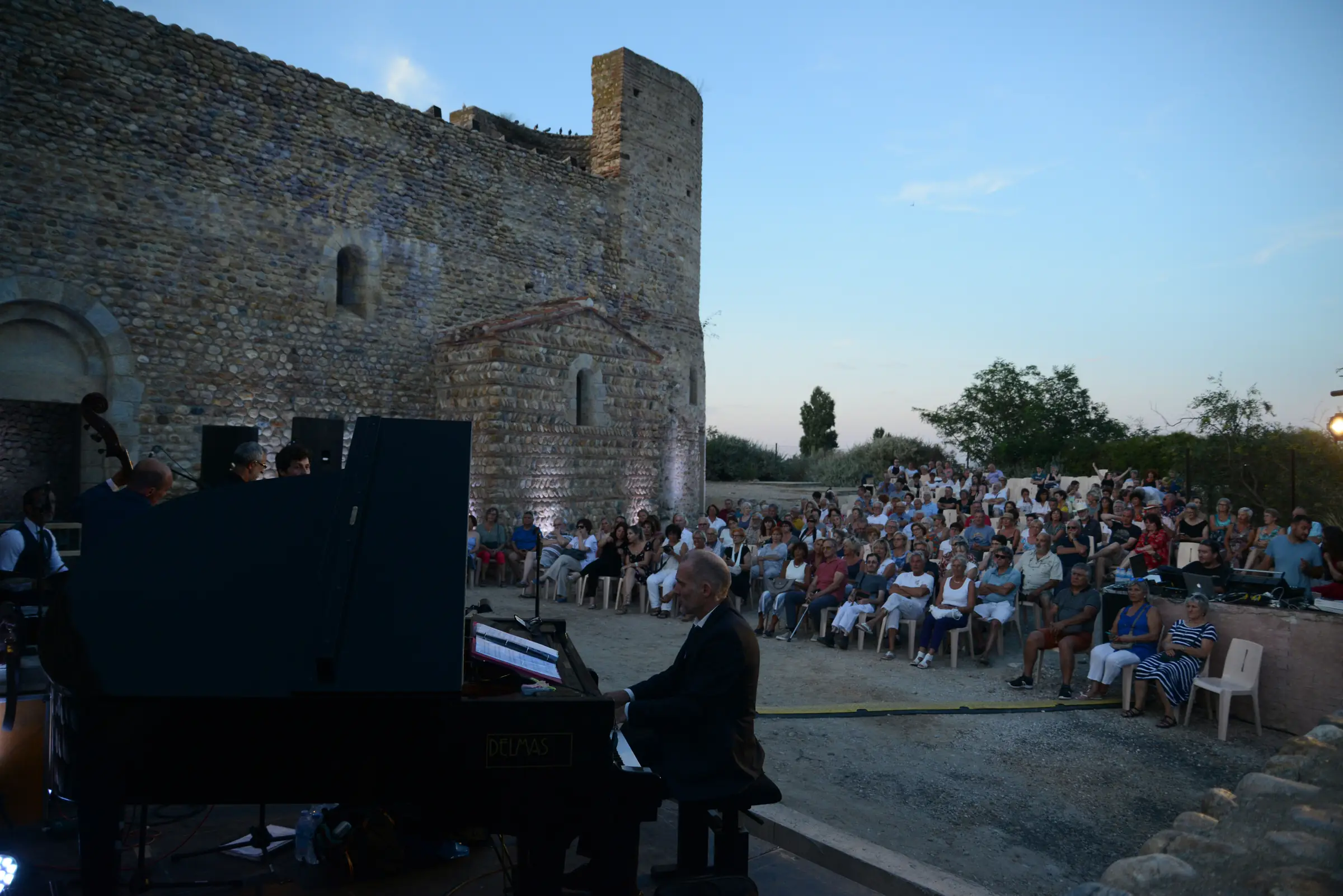 JAZZ & WINE