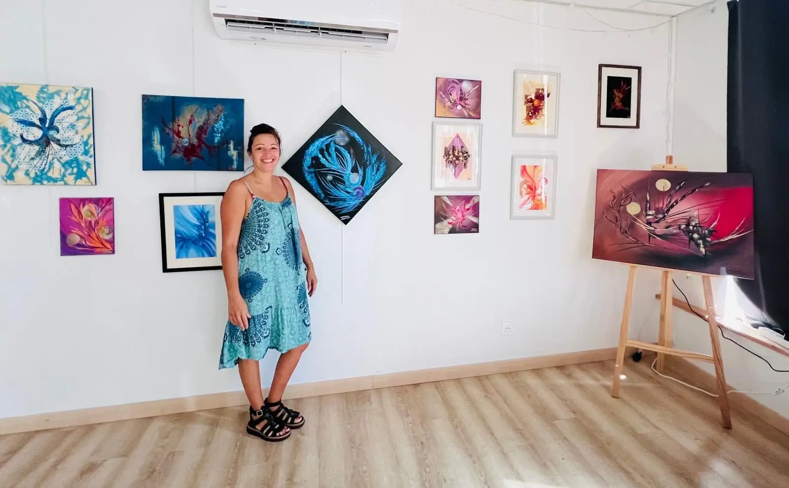 Exposition à Felzins : peintures intuitives vibratoires