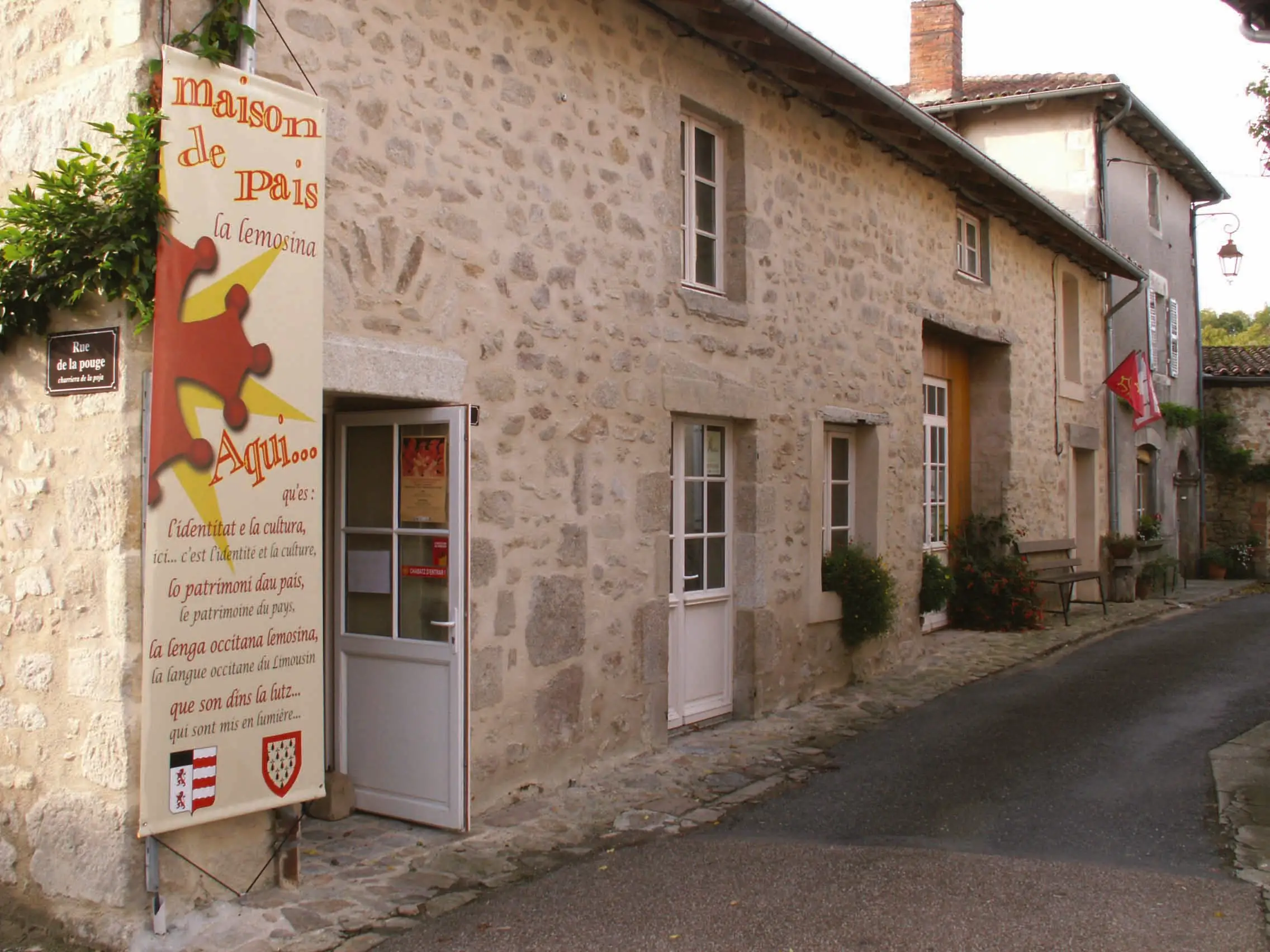 Objets d'antan - Maison de Païs