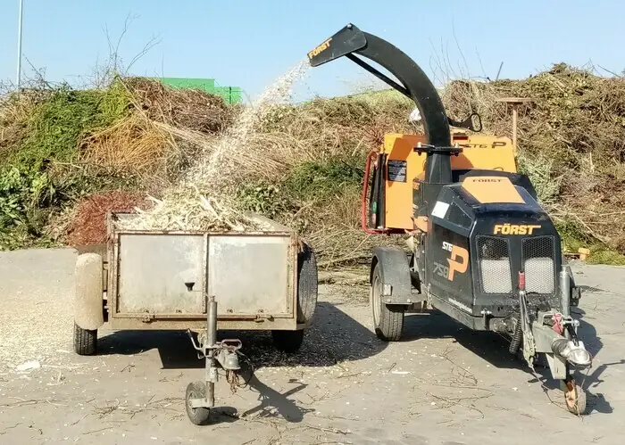 Broyage de végétaux à la déchèterie de Doussay (sur inscription)