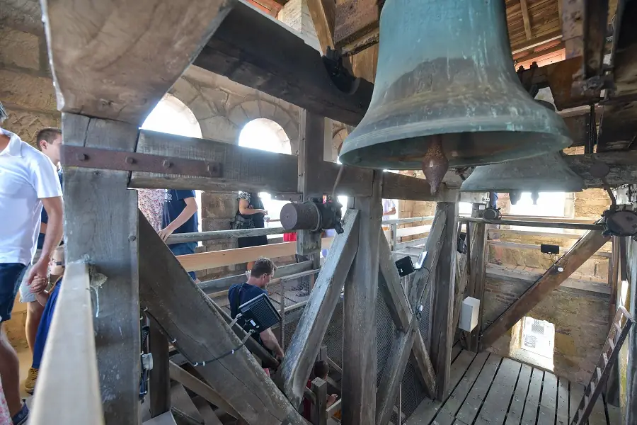 Visite "l'abbatiale à l'envers et vue d'en haut"