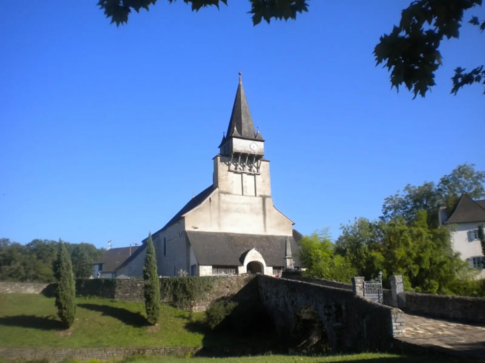 Église Saint-Michel d'Ordiarp