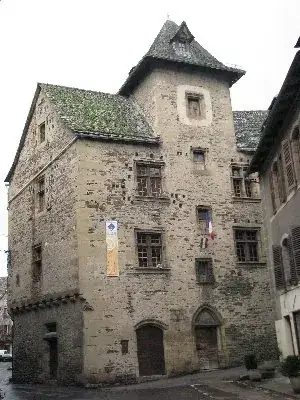 Découverte du village d'Estaing